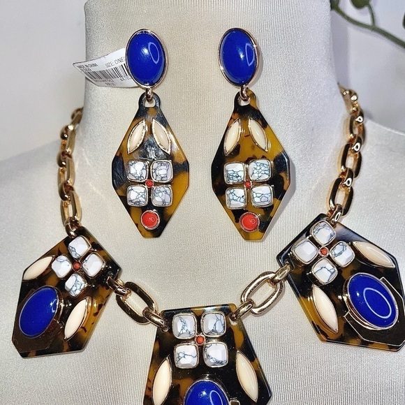 J.Crew Tibetan Tortoiseshell Statement Necklace + NWT Earrings - Picture 5 of 13